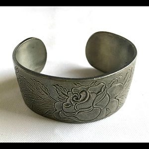 Vintage Salisbury Pewter Floral Cuff Bracelet